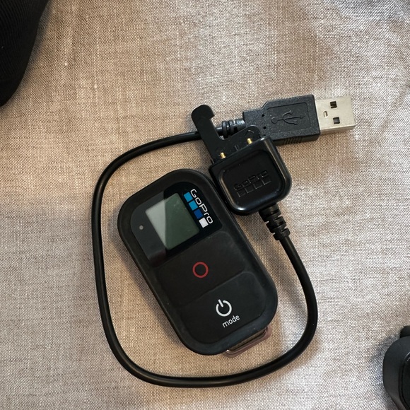 GoPro Hero 3 Black bundle - Picture 10 of 12